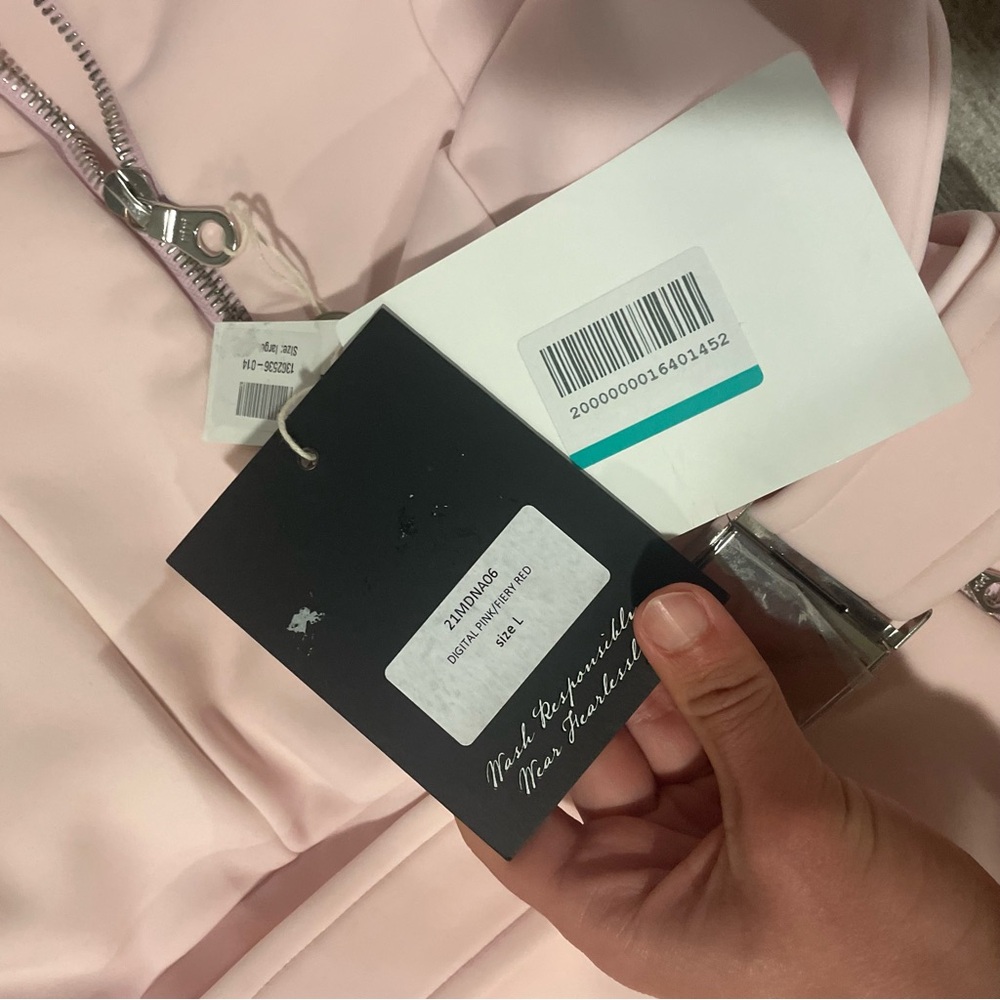 NWT Cordova Modena Pink Belted Ski Suit - Picture 8 of 11